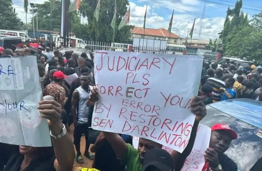 Protest rocks Abia over sack of Labour Party senator by Appeal Court